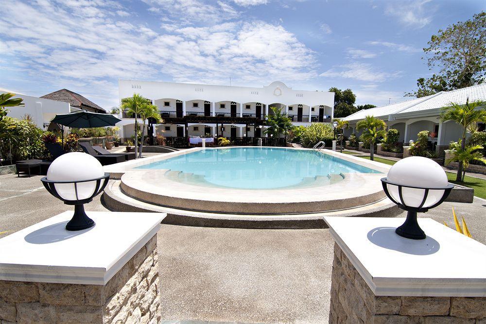 Panglao Regents Park Resort Екстериор снимка