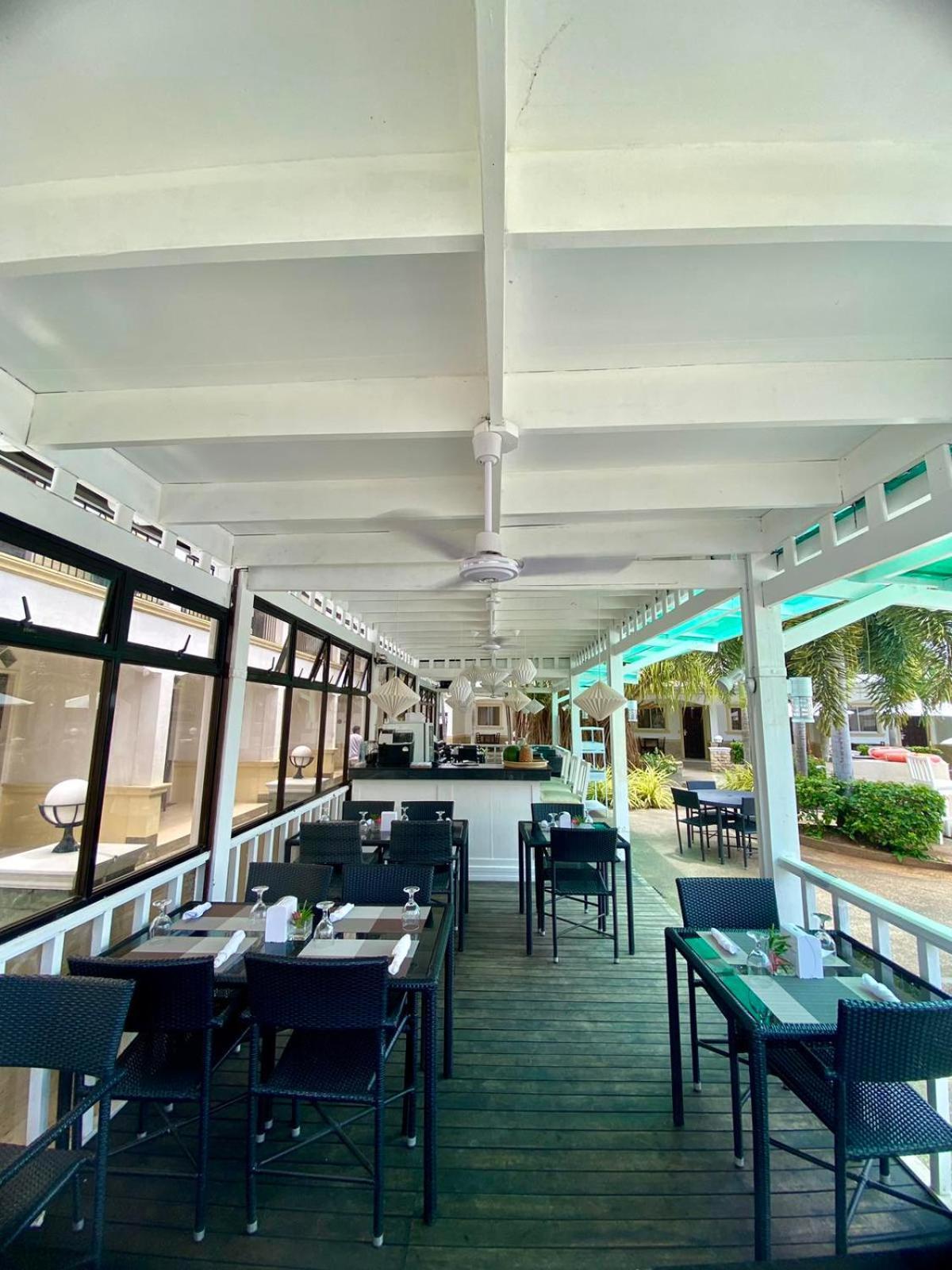 Panglao Regents Park Resort Екстериор снимка