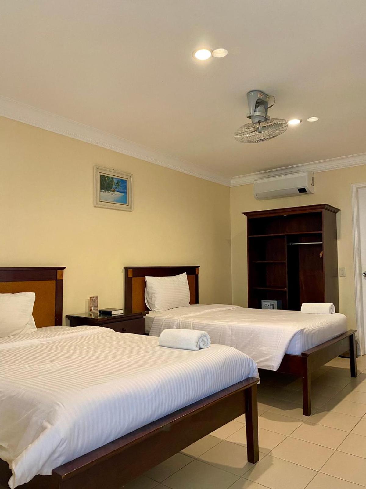 Panglao Regents Park Resort Екстериор снимка