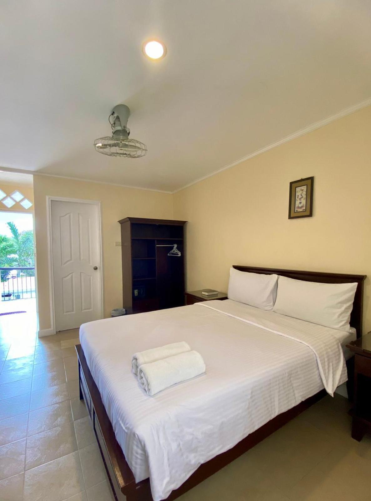 Panglao Regents Park Resort Екстериор снимка