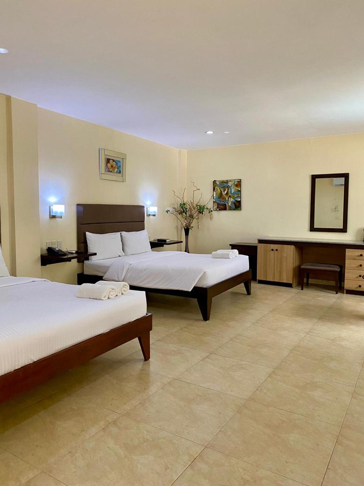 Panglao Regents Park Resort Екстериор снимка