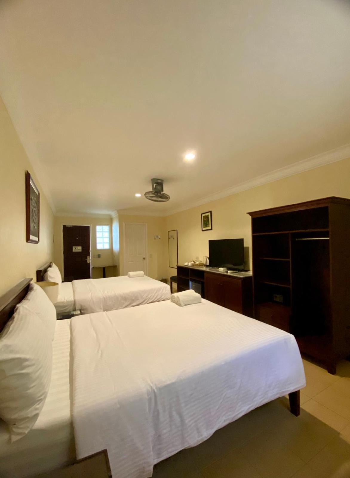 Panglao Regents Park Resort Екстериор снимка