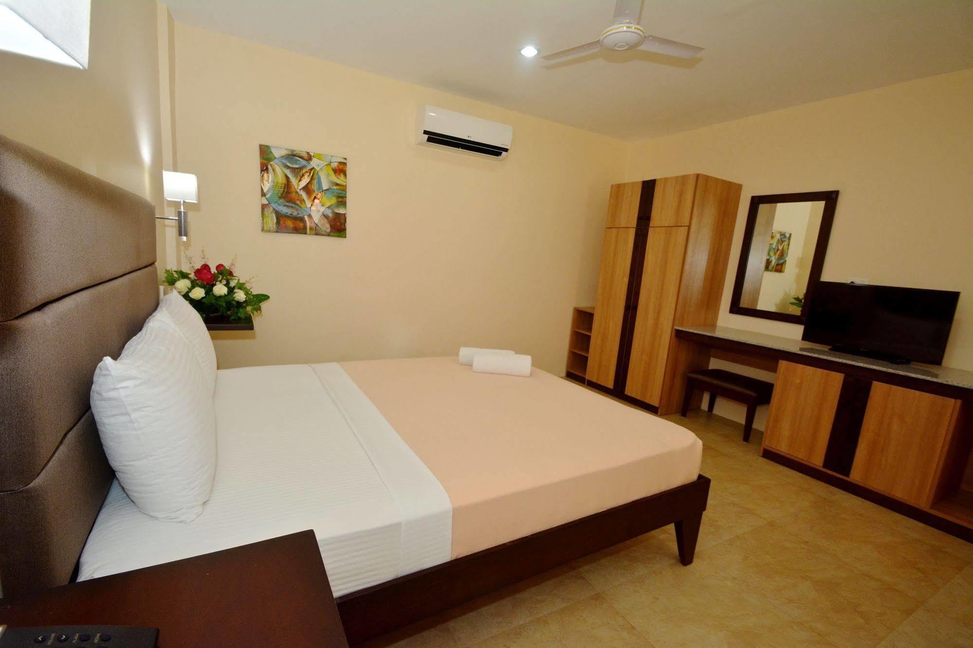 Panglao Regents Park Resort Екстериор снимка